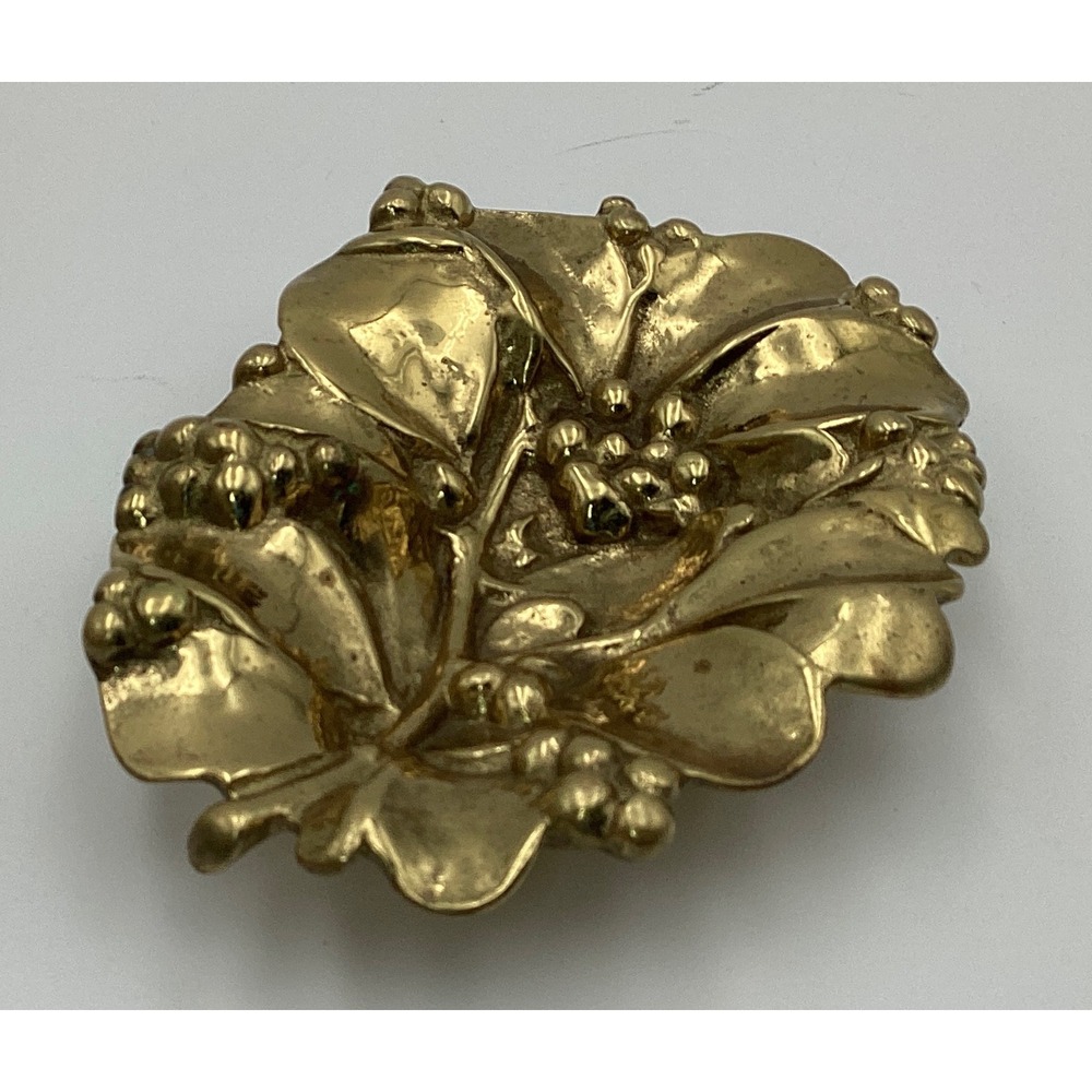 Virginia Metalcrafters Solid Brass mistletoes Trinket Dish 4-36 Vintage Gold